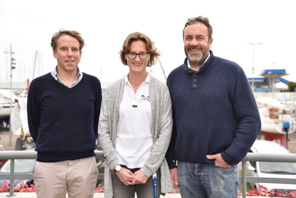 Johannes Christophers, Leiter der DSV-Abteilung Technik, DSV-Sportdirektorin Nadine Stegenwalner und Offshore-Coach Tim Kröger