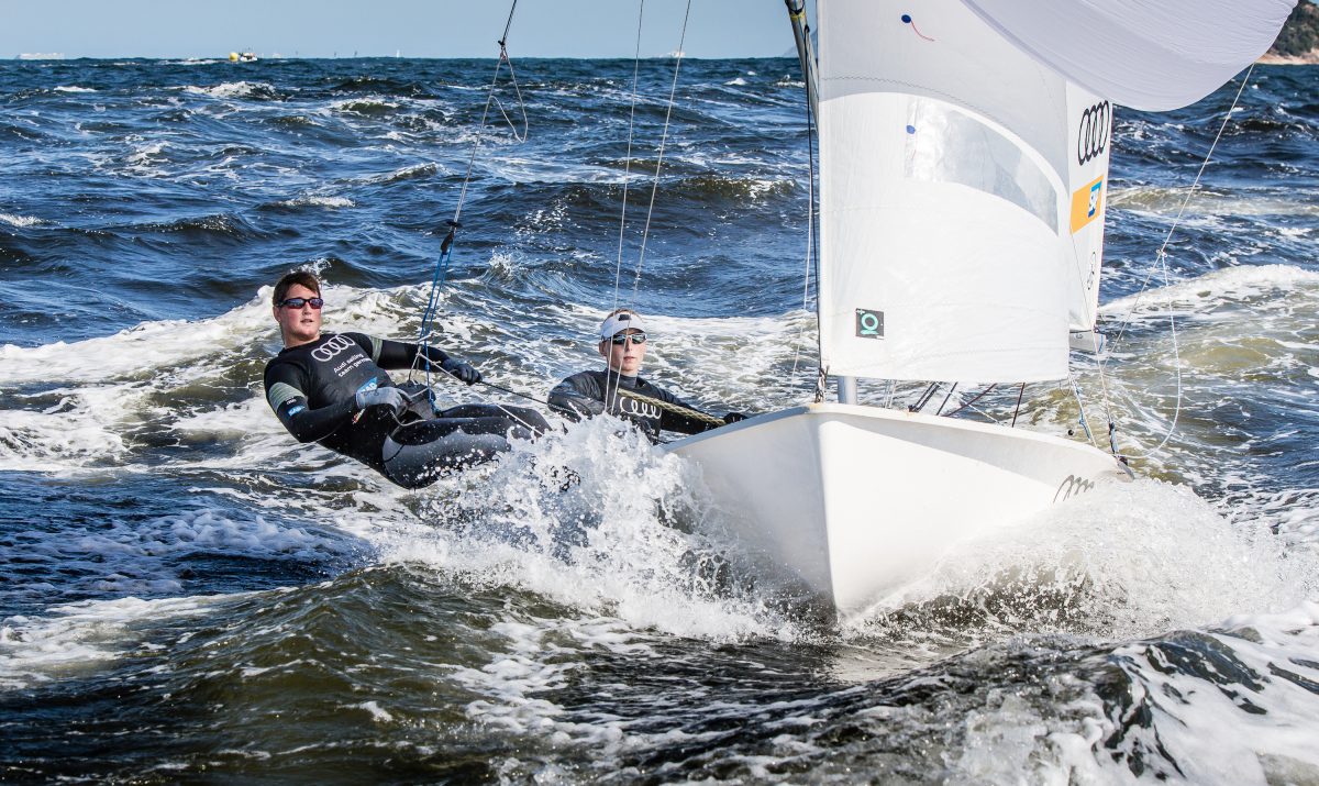Wollen sich auf Mallorca den Traum "Olympia-Teilnahme" erfüllen: die Berlinerinnen Annika Bochmann und Marlene Steinherr (Verein Seglerhaus am Wannsee) Foto: STG_Sailing Energy