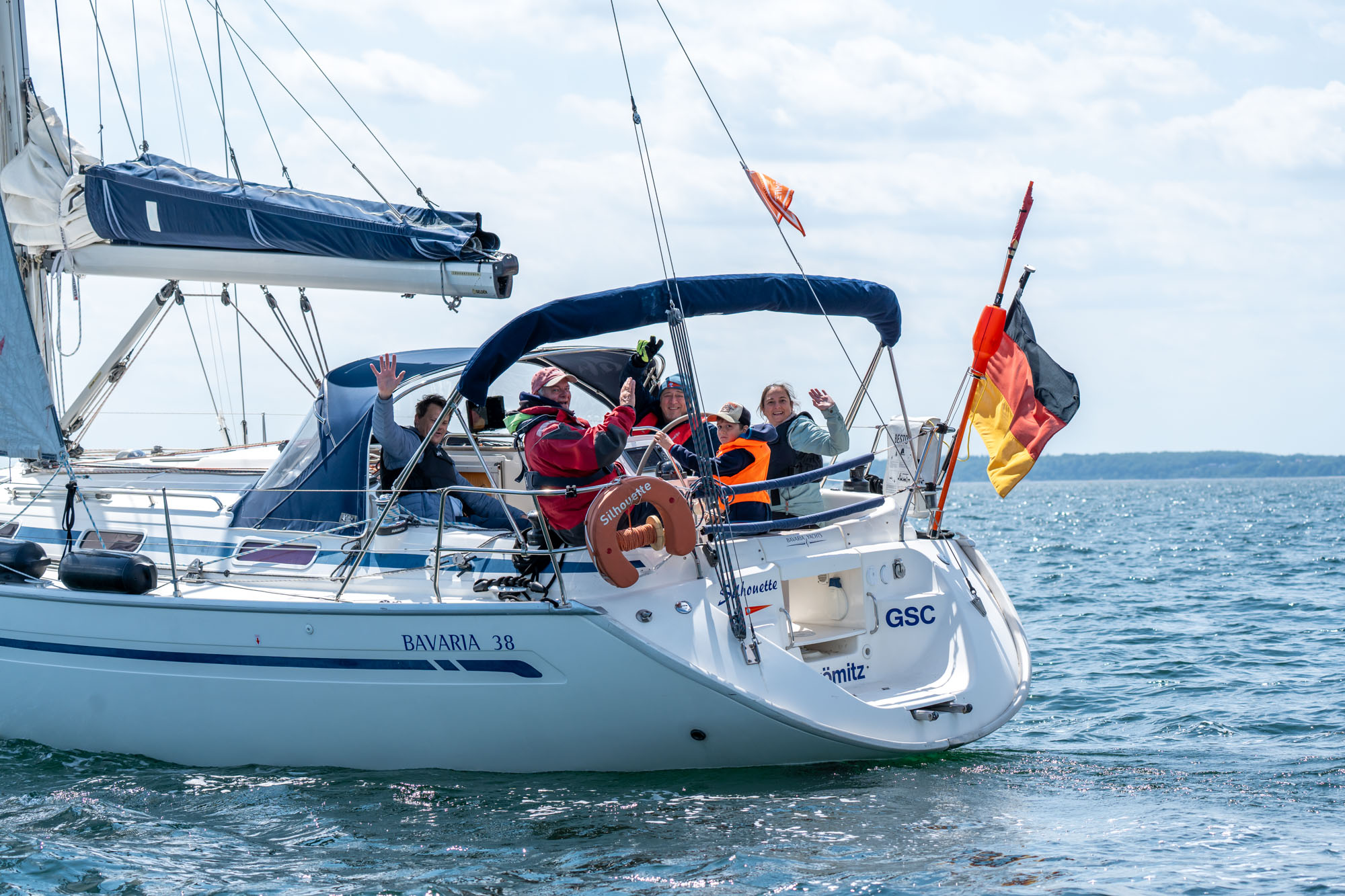 Bavaria 38 beim Segeln auf der Neustädter Bucht.