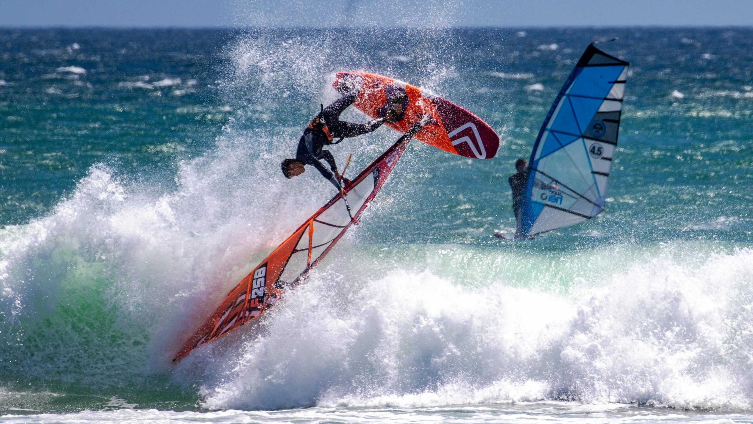 Windsurfklassen und Material