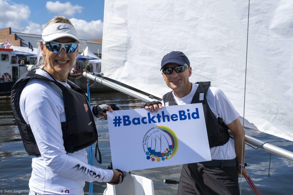 #BacktheBid - wie viele andere Teilnehmer macht sich das Ehepaar Kroker für eine Rückkehr des Segelns ins Paralympics-Programm stark. Foto:_ Sven Jürgensen 