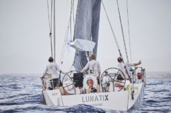 Die Crew der Lunatix beim Atlantic Anniversary Race 2017. Foto: RORC/James Mitchell